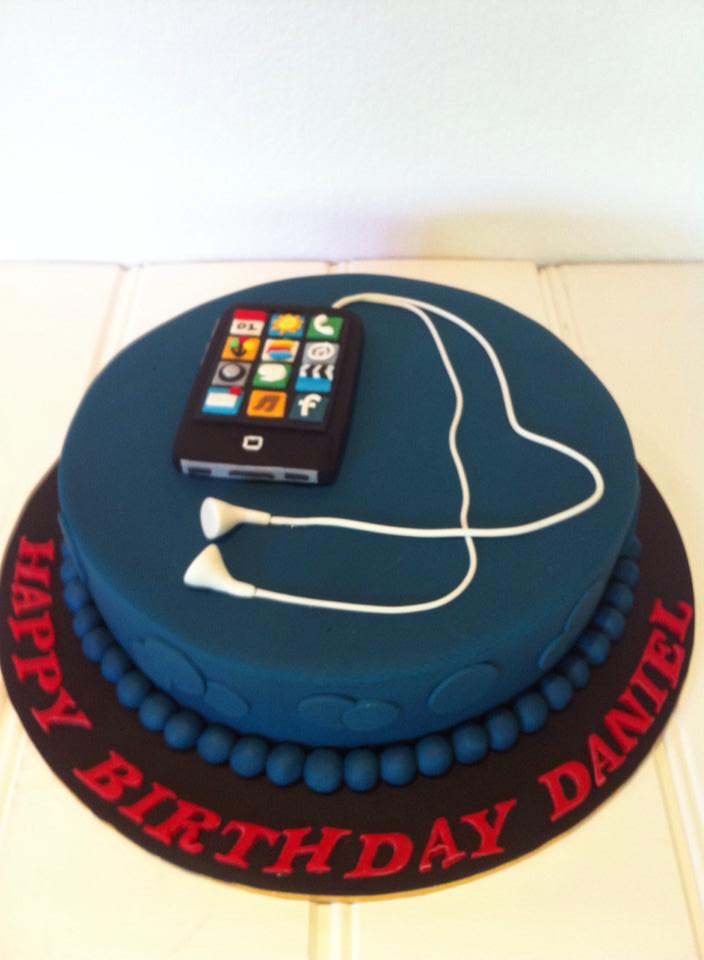 Iphone boys cake - Cake Chemistry by Genevieve