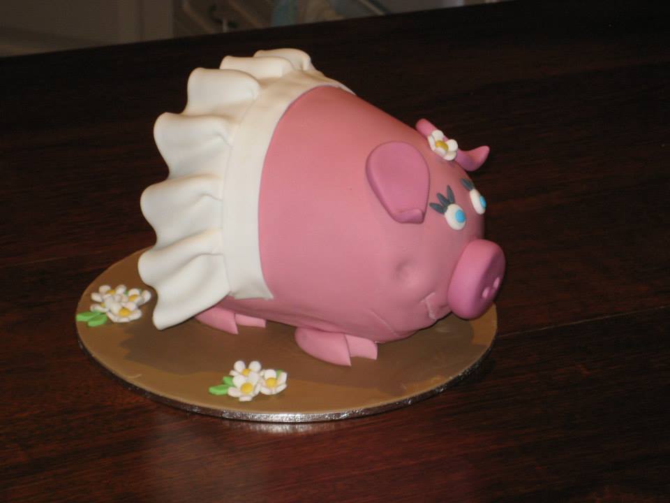 ballerina pig - Cake Chemistry by Genevieve